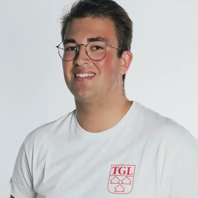 Ein Gewichtheber der Turngemeinde Landshut .