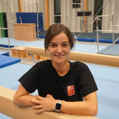 Eine Übungsleiterinnen für Leistung- Allgemeingruppe weiblich